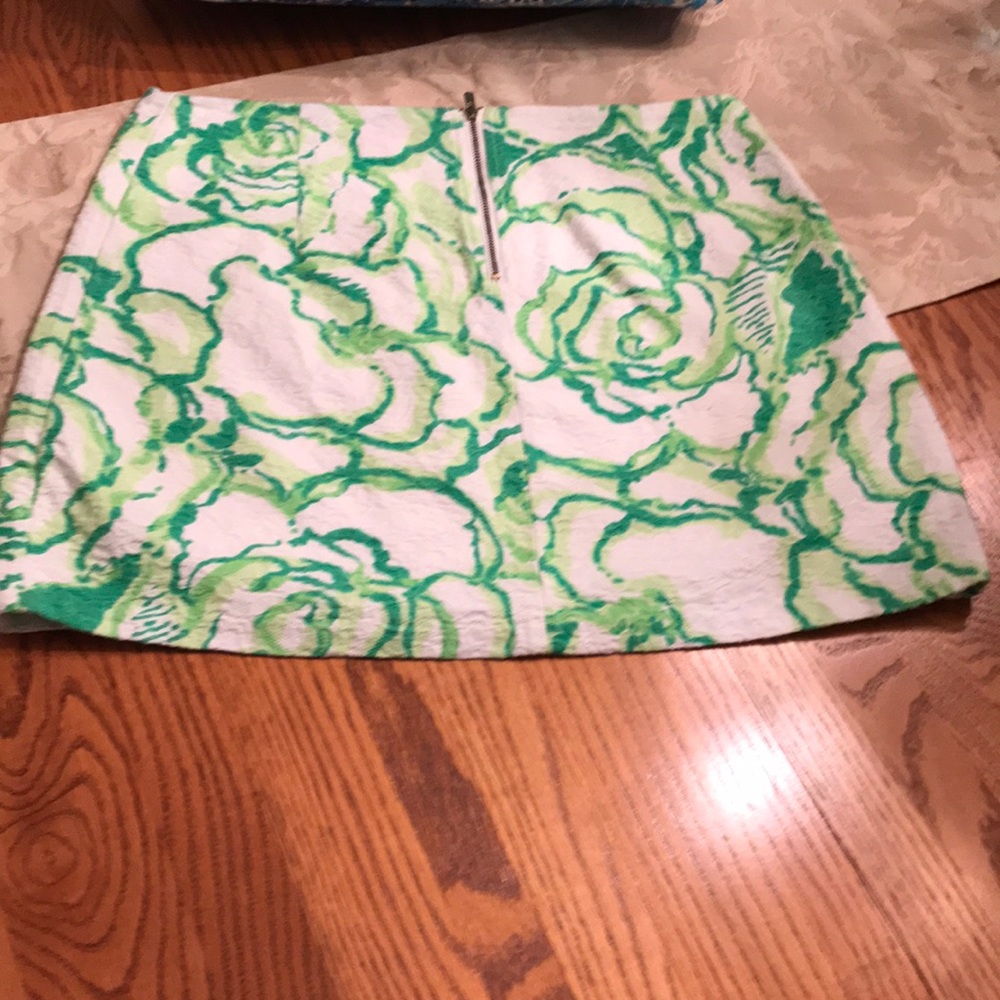 Lily Pulitzer green and white skirt like new - Picture 4 of 5